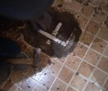 太仆寺卫生间漏水维修公司为您分享下卫生间渗水如何处理及注意事项
